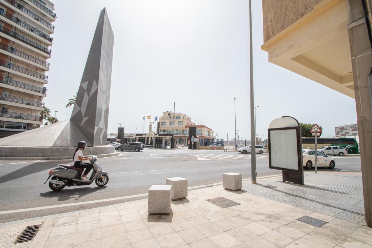 Ferienwohnung Apartamento La Nina De Cádiz Exterior foto